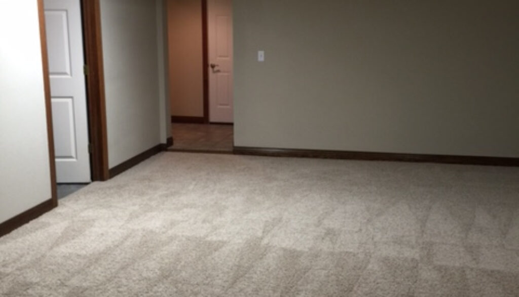 Int34.BG6_90c_IMG1048_480w_100p