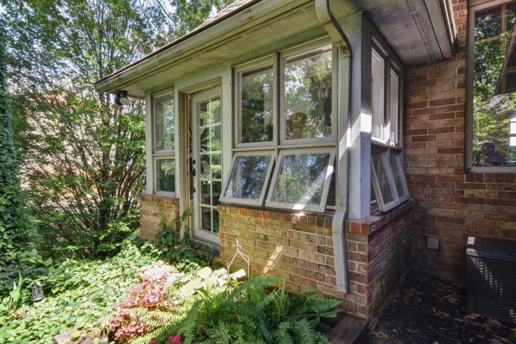 10FHE_PatioDoor_Greenery